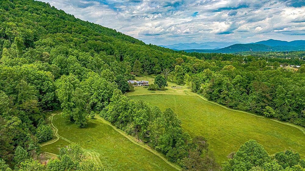 Walnut Cove Realty Sells 47+ Acre Luxury Tract Adjoining The Cliffs at